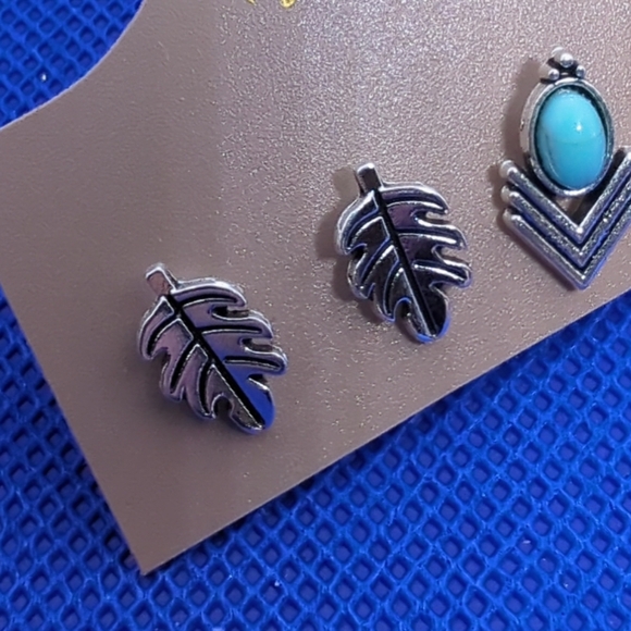 Earrings Turquoise Leaves Round Balls Silver Fashion Earrings 3 Pair Pack - Picture 3 of 6